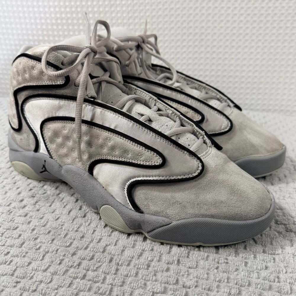 Air Jordan OG Women's Shoes Neutral Grey Cement Grey Black 133000-002